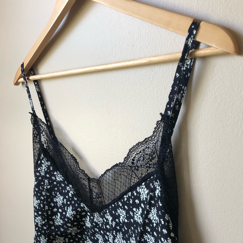 Lace Insert Top - Picture 4 of 8